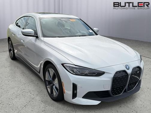 Mineral White Metallic 2024 BMW i4 Gran Coupe eDrive40