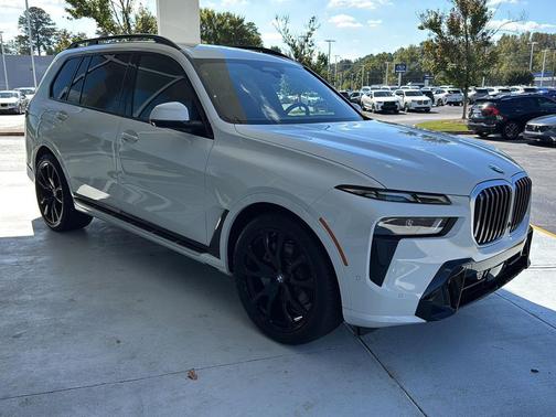 2024 BMW X7 xDrive40i