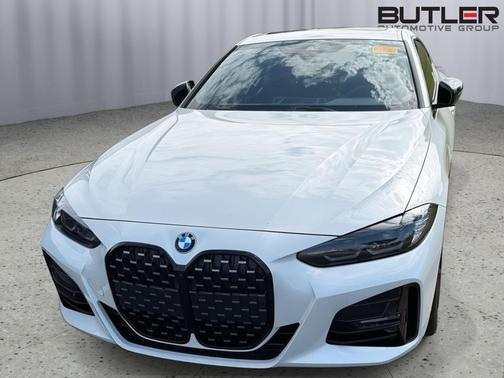 Mineral White Metallic 2024 BMW 430 i