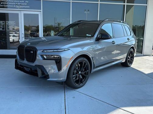 2026 BMW X7 M60i