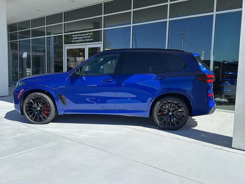 2026 BMW X5 M60i