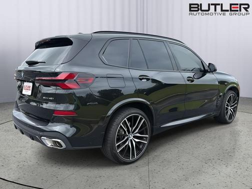 Black Sapphire Metallic 2025 BMW X5 sDrive40i