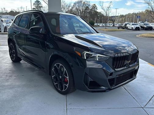 Black Sapphire Metallic 2026 BMW X1 M35i