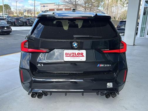 Black Sapphire Metallic 2026 BMW X1 M35i