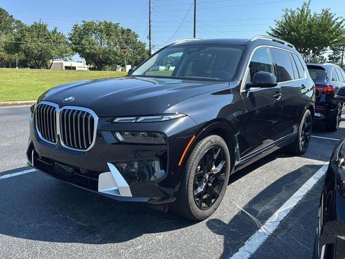 2025 BMW X7 xDrive40i