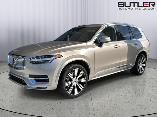 2024 Volvo XC90 B6 Plus Bright Theme 7-Seater
