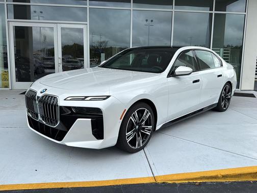 2025 BMW 760 i xDrive