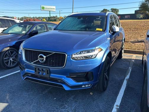 2019 Volvo XC90 T5 R-Design