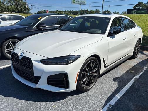 2023 BMW M440 i