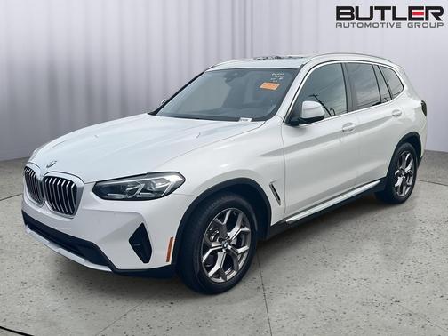Mineral White Metallic 2022 BMW X3 sDrive30i