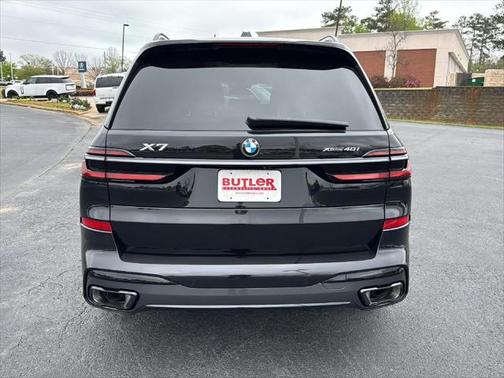 2025 BMW X7 xDrive40i