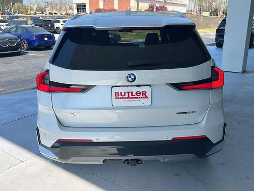 Mineral White Metallic 2026 BMW X1 xDrive28i