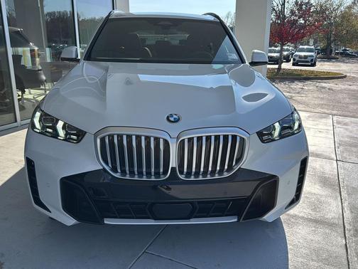 2026 BMW X5 sDrive40i