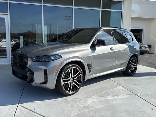 2024 BMW X5 M60i