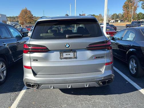 2024 BMW X5 M60i