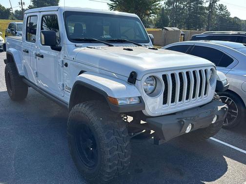 2021 Jeep Gladiator Overland