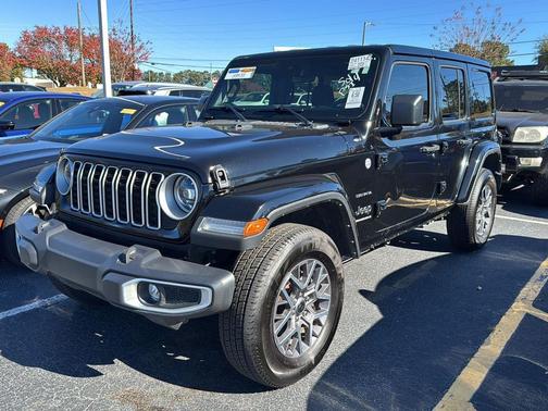 2024 Jeep Wrangler 4-Door Sahara 4x4
