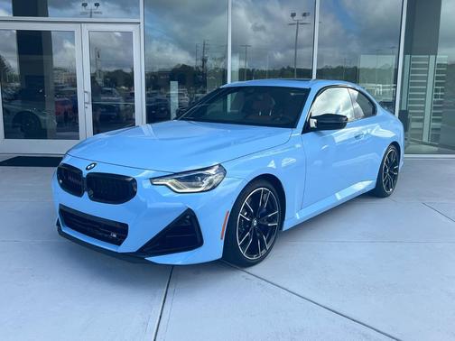 2025 BMW M240 i