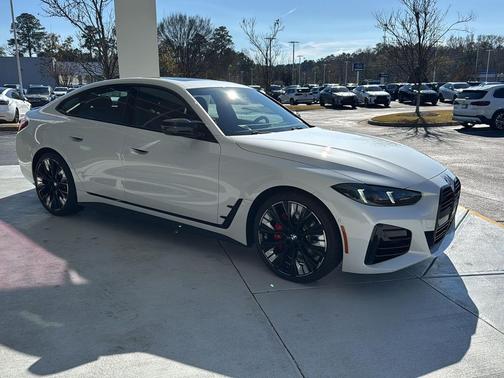 2026 BMW M440 i xDrive