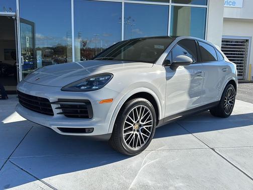 2022 Porsche Cayenne Platinum Edition