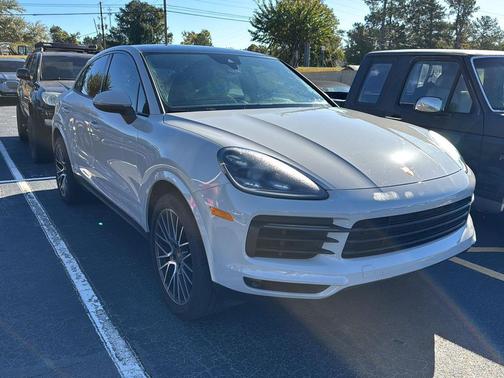 2022 Porsche Cayenne Platinum Edition