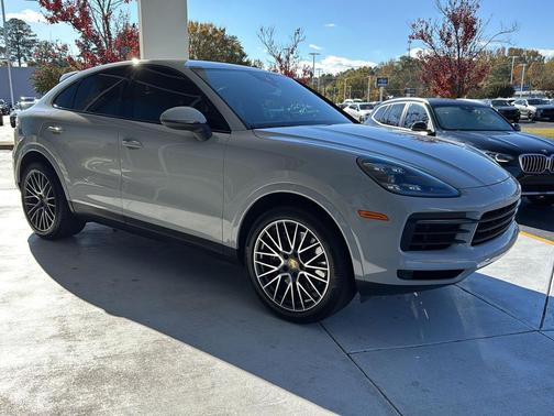 2022 Porsche Cayenne Platinum Edition