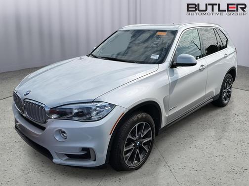 Mineral White Metallic 2017 BMW X5 xDrive35i