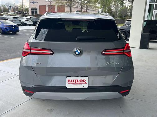 Skyscraper Grey Metallic 2026 BMW X3 30 xDrive