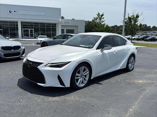 2022 Lexus IS 300 Base