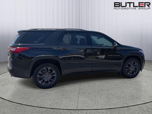Mosaic Black Metallic 2020 Chevrolet Traverse RS