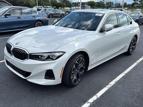 2025 BMW 330 i xDrive