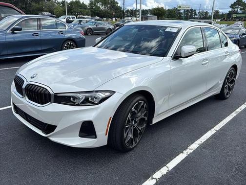 2025 BMW 330 i xDrive