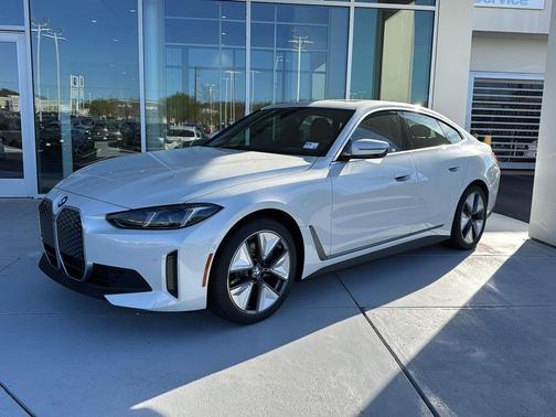 Mineral White Metallic 2026 BMW i4 Gran Coupe eDrive40