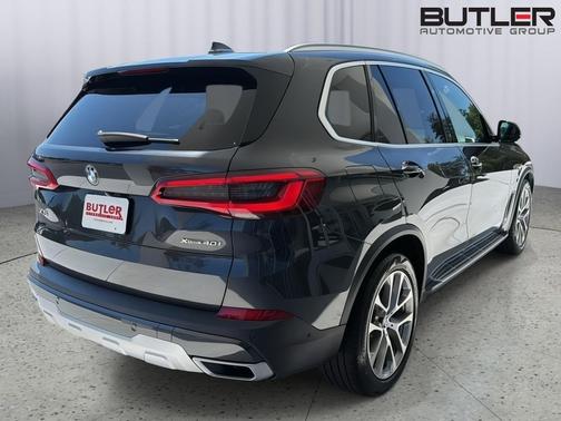 Dark Graphite Metallic 2019 BMW X5 xDrive40i