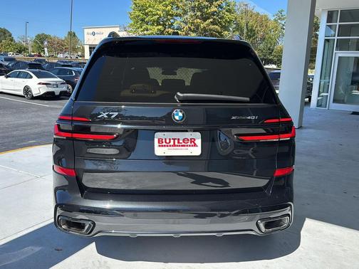 2025 BMW X7 xDrive40i