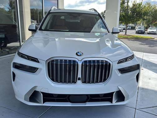 2026 BMW X7 xDrive40i