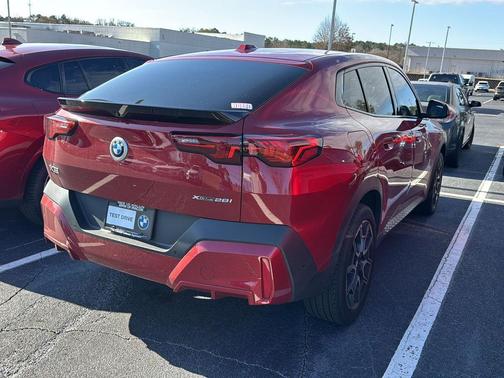 2025 BMW X2 xDrive28i