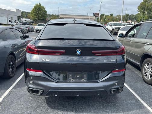 2023 BMW X6 xDrive40i