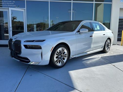 2024 BMW i7 eDrive50