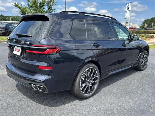 2026 BMW X7 M60i