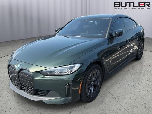 San Remo Green Metallic 2023 BMW i4 Gran Coupe eDrive35