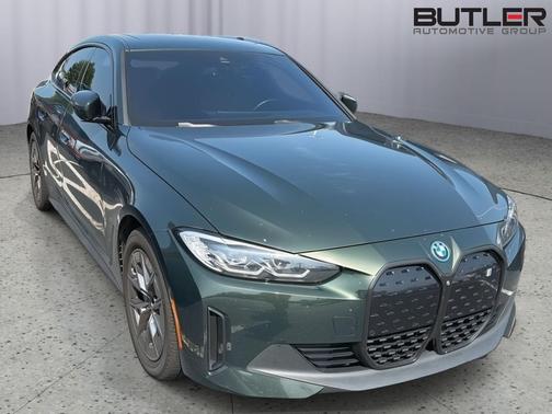 San Remo Green Metallic 2023 BMW i4 Gran Coupe eDrive35