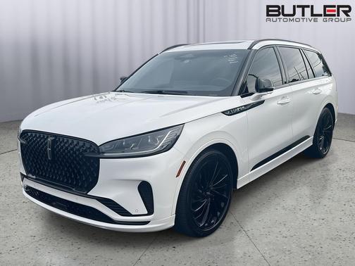 Pristine White Metallic Tri-Coat 2025 Lincoln Aviator Reserve AWD