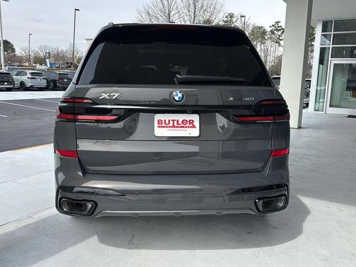 2026 BMW X7 xDrive40i