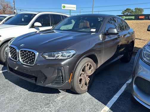 2025 BMW X4 xDrive30i