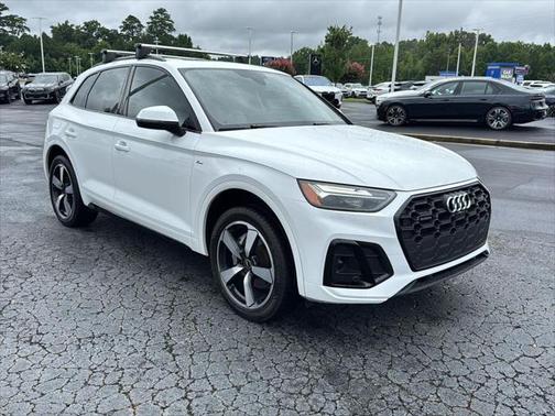 2022 Audi Q5 45 S line Premium Plus