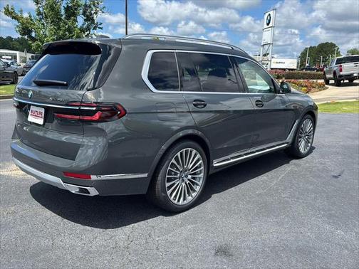 2026 BMW X7 xDrive40i