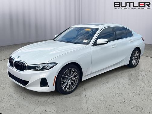 Alpine White 2024 BMW 330 330i