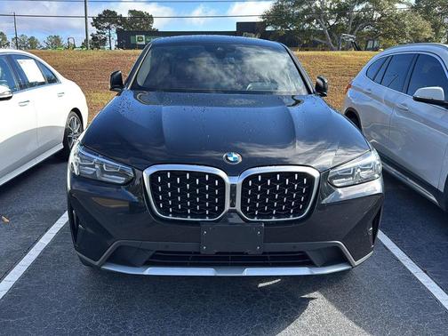 2024 BMW X4 xDrive30i