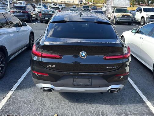 2024 BMW X4 xDrive30i